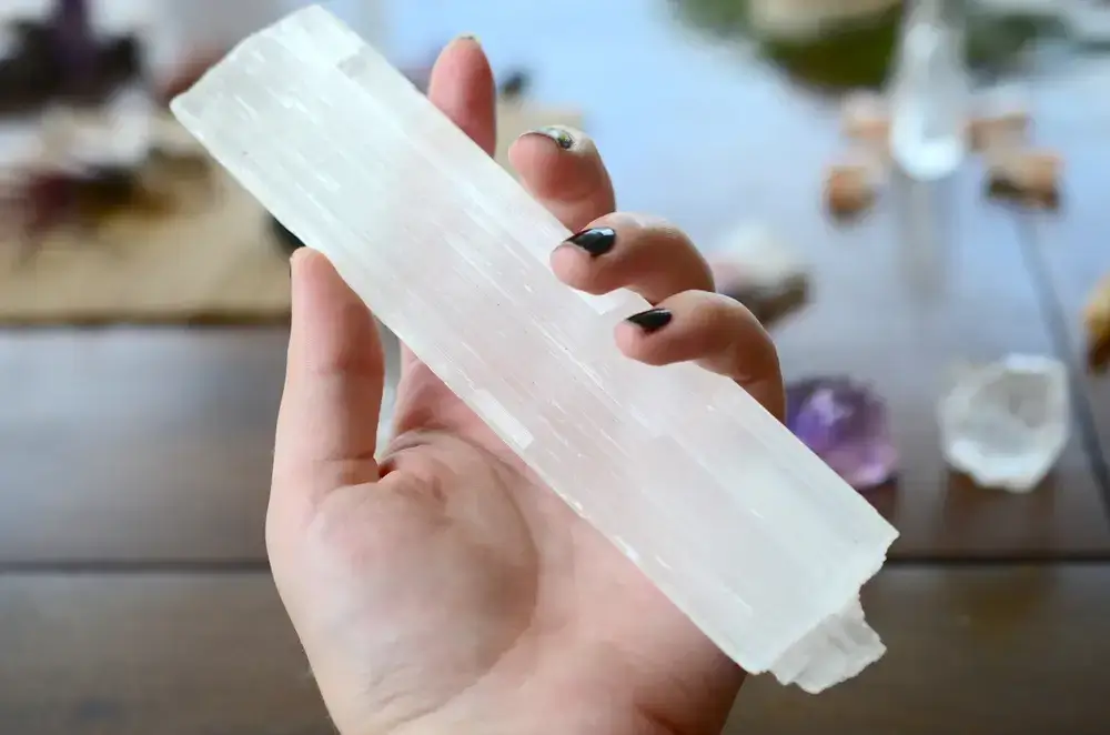 How To Cleanse Selenite